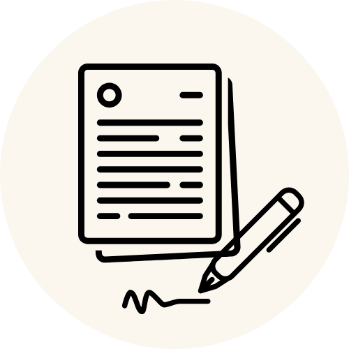 当施設をご利用いただく場合、入会申込書・ご契約書の手続きと、初回登録料のご入金手続きを行います。